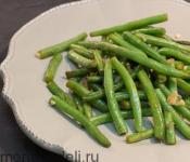 Side dish ng green beans na may itlog